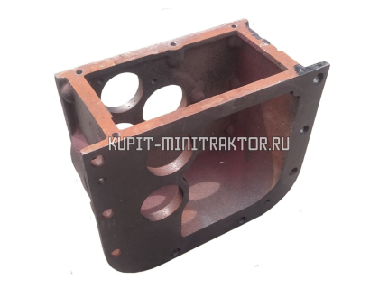 Корпус дополнительной коробки передач Уралец 180-220