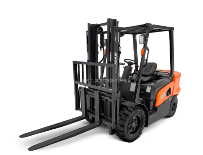 Вилочный погрузчик Doosan D30NX